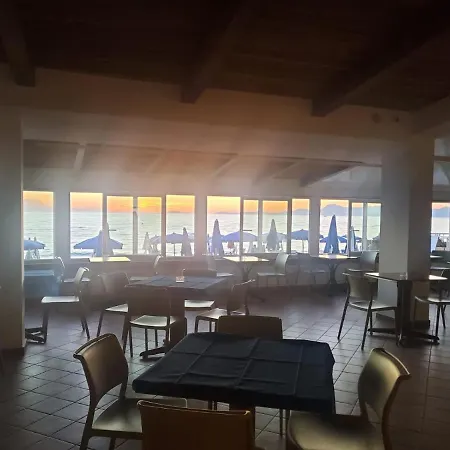 La Darsena 3* أغروبولي
