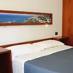 Hotel La Darsena 3*