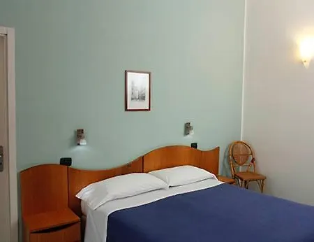 فندق La Darsena 3*