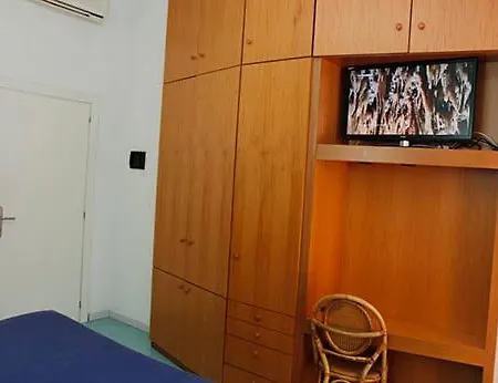 Hotel La Darsena 3*